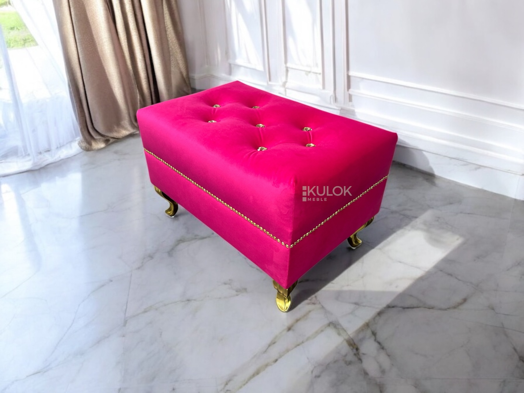 Zestaw do salonu fotel z podnóżkiem chabrowy granatowy z kryształkami